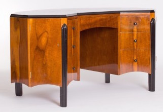 reception-desk-cropped